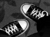 Converse____by_FotoLover14.jpg