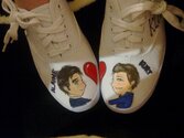 klaine_canvas_shoes_by_bunnyfrommars-d3hb6ko.jpg