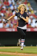 marisa-miller-all-star-celebrity-softball-mlb-008.jpg