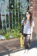 black-glasses-gray-american-apparel-shirt-white-keds-shoes-black-newport-n_4001.jpg