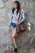 brown-vintage-bag-blue-hot-topic-shorts-heather-gray-forever-21-sweatshirt-_4001.jpg