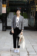 gray-th-blazer-white-chapel-t-shirt-black-pants-black-purse-gray-rubi-sh_400.jpg