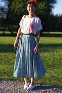 thrifted-scarf-pleated-skirt-thrifted-jones-new-york-skirt-keds-sneakers_400 (1).jpg