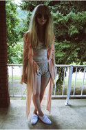 white-keds-shoes-peach-unif-jacket-neutral-knit-forever-21-shorts_400.jpg