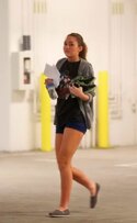 Miley Cyrus in Ash TOMS Espadrilles 2c.jpg