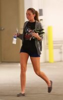 Miley Cyrus in Ash TOMS Espadrilles 2d.jpg