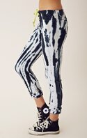 tie-dye-leggings-3.jpg