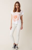 flower-tee-1.jpg