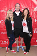 Olivia_Wilde___Emma_Stone_16th_Annual_EIF_Revlon_Run_Walk_For_Women_in_NY_050413_13.jpg