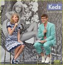 taylor-swift-climbs-trees-with-kelly-osbourne-06.jpg