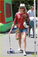 naomi-watts-bob-makes-us-melt-memorial-day-weekend-05.jpg