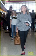 chloe-moretz-wonder-gal-en-route-to-cannes-film-festival-09.jpg