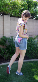 thrift-style-thursday-plaid-vintage-cutoff-shorts_03.jpg