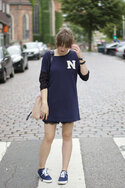 canda-shirt-zara-lace-shorts-keds-sneaker-hallhuber-bag-7.jpg