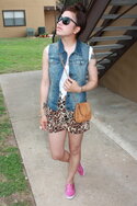 bubble-gum-keds-shoes-brown-high-waist-random-brand-shorts_400.jpg