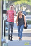 chloe-moretz-hair-salon-stop-before-bday-trip-05.jpg