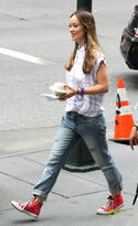 olivia-wilde-bobby-cannavale-bond-hbo-rock-roll-project-15.jpg