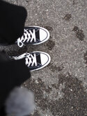 Styling-Black-Converse.jpg