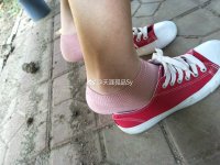 peachring.com weibo user 3488831540  asian china socks candid  0065BP9Wgy1fv4tpry9qaj31kw16o4r5.jpg