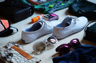 Bag-at-you-Fashion-blog-10-tips-to-pack-your-trolley-Keds-sneakers-white.jpg