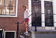 Bag-at-You-Fashion-blog-Mrs-Anchelon-walks-the-stairs-in-Amsterdam-The-Louis-Vuitton-Alma-bag.jpg