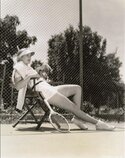 Carole-Lombard-on-break-from-her-tennis-game..jpg