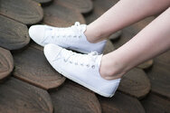 andysparkles_leo-mantel_converse-11.jpg