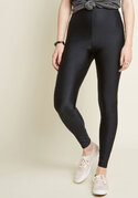 9045596_you_re_the_one_that_i_flaunt_leggings_in_black_black_MAIN.jpg