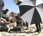 ana-de-armas-plays-the-role-of-marilyn-monroe-filming-on-the-beach-in-malibu-10-06-2019-2.jpg