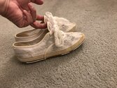 Hydrolysis, the crumbling of shoe soles explained