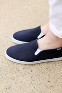 Navy-slip-on-keds-25.jpg