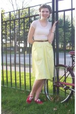 beige-heritage-1981-shirt-yellow-vintage-skirt-red-keds-shoes-brown-thrift_400.jpg