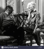 cinematographer-franz-planer-and-marilyn-monroe-during-the-making-of-somethings-got-to-give-19...jpg