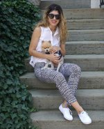 white-keds-splendid-checkered-pants.jpg