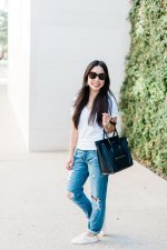 the+boyfriend+jeans+&+white+tee+--+jannadoan.jpg