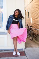 pleated-skirt-oversized-boyfirend-denim-jacket-keds-jadore-fashion-blog7.jpg