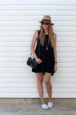 black-summer-dress-fedora1.jpg