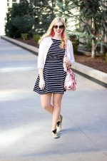 KelsslaytStyledBlondekatespadespringcollectionstripedressandbabebag-6.jpg