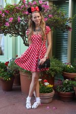 minnie-mouse-outfit.jpg