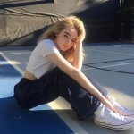 Sabrina Carpenter 08.jpg