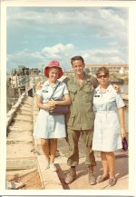 Donut-Dollies-Doc-photo-3-Dorset-Anderson-Judy-Pence-with-unknown-soldier.jpg