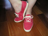 red keds white stitch 005.jpg