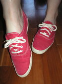 red keds white stitch 006.jpg