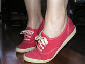 red keds white stitch 010.jpg