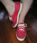 red keds white stitch 015.jpg