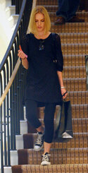 122406KateShoppinginLosAngeles32.jpg