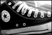 b_w_chucks__4_by_smelly_amy.jpg