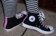 NEW_pink_and_black_chucks_by_PinkHairPrincess.jpg