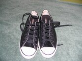 cummy leather lo-top chucks 001.jpg