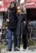 65299_celeb_city_org_Natalie_Portman_out_and_about_in_West_Village_02_123_141lo.jpg